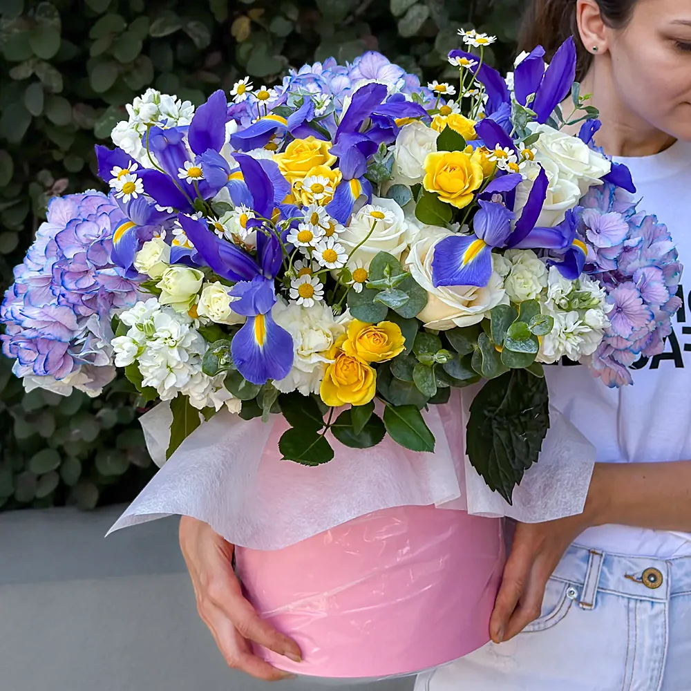 Цветы в коробке